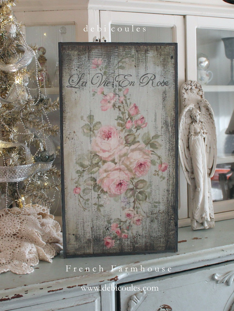 Shabby Chic French Saying Pink Roses La Vie En Rose, Life in pink, Rustic Wood Wall Decor, Debi Coules, Framed in rustic style grey barnwood. Stunning roses by Debi Coules will add to your modern farmhouse decor, English Roses in full bloom, trailing